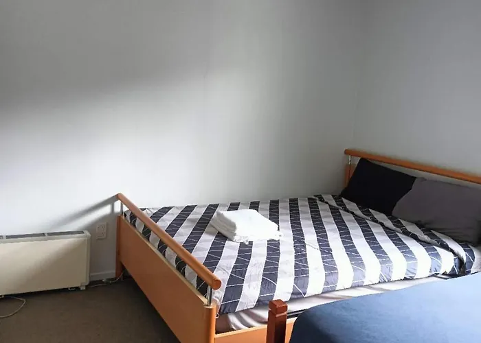 Holiday home Three-bedroom House A At 23 Mallard Drive, Selwyn Heights